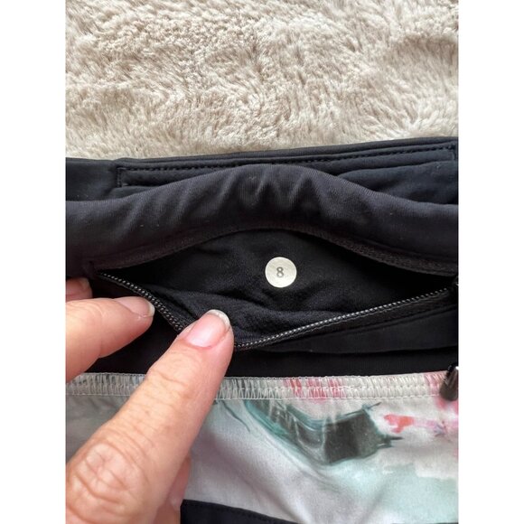 Lululemon Womens Multicolor Paint Splatter Running Shorts Size 8 With Back Pocke - Picture 6 of 9